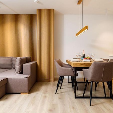 Apartament Golden Sand Z Dostepem Do Basenow,Jacuzzi,Strefy Saun- Pinea Apartments Pobierowo-Sannel Apartments For Rent Eksteriør billede